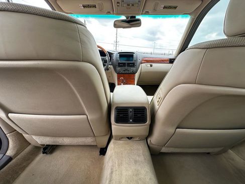 Used 2005 Lexus LS 430 image 71