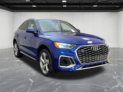 Used 2024 Audi Q5 2.0T Premium w/ Convenience Package image 13