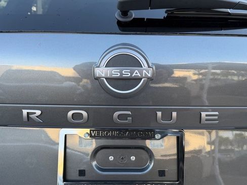 New 2026 Nissan Rogue SV FWD image 10