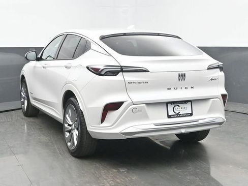Used 2024 Buick Envista Avenir image 4