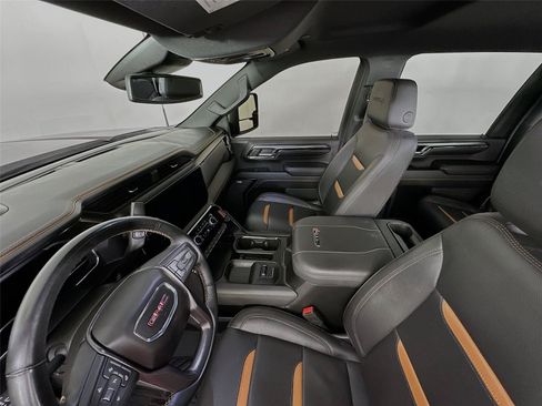 Used 2024 GMC Sierra 3500 AT4 AWD/4WD image 5
