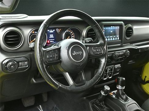Used 2022 Jeep Wrangler Unlimited Sport image 23