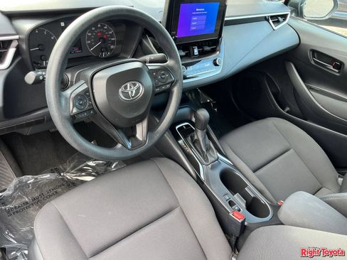 Certified 2025 Toyota Corolla LE FWD image 20