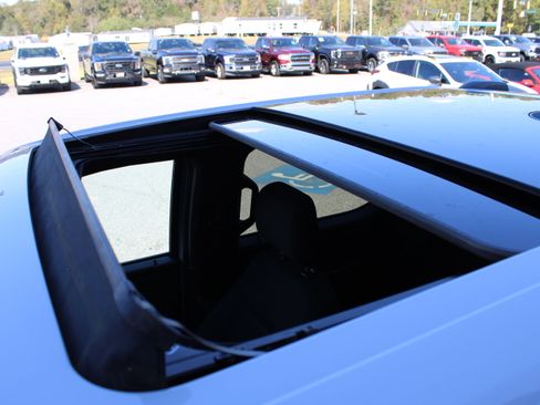 Used 2022 Ford F150 XLT w/ Equipment Group 302A High image 24