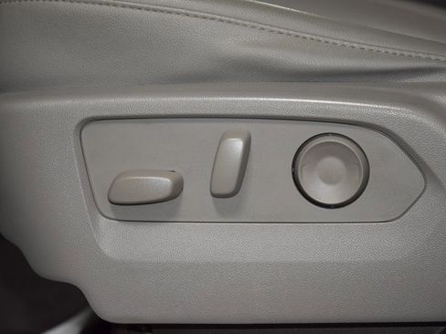 Used 2023 GMC Sierra 1500 SLT w/ SLT Premium Package image 42