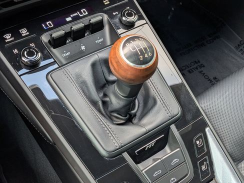 Certified 2026 Porsche 911 Carrera T image 21