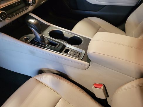 Used 2019 Nissan Altima 2.5 Platinum AWD/4WD image 26