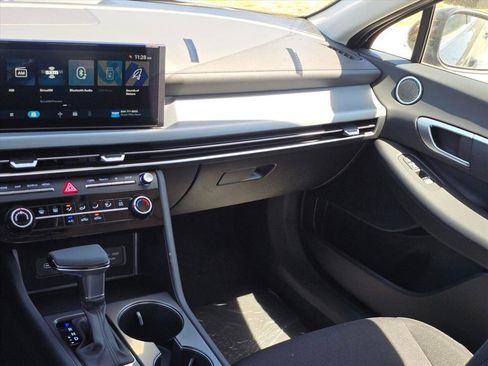 New 2026 Hyundai Sonata SE FWD image 11