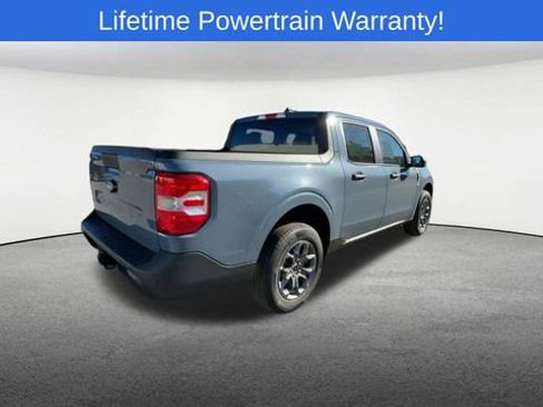 New 2025 Ford Maverick XLT image 8