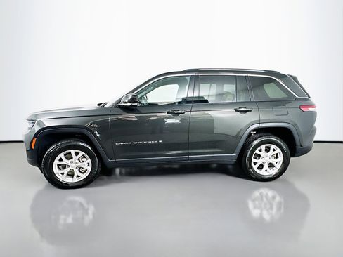 Used 2023 Jeep Grand Cherokee Limited AWD/4WD image 4