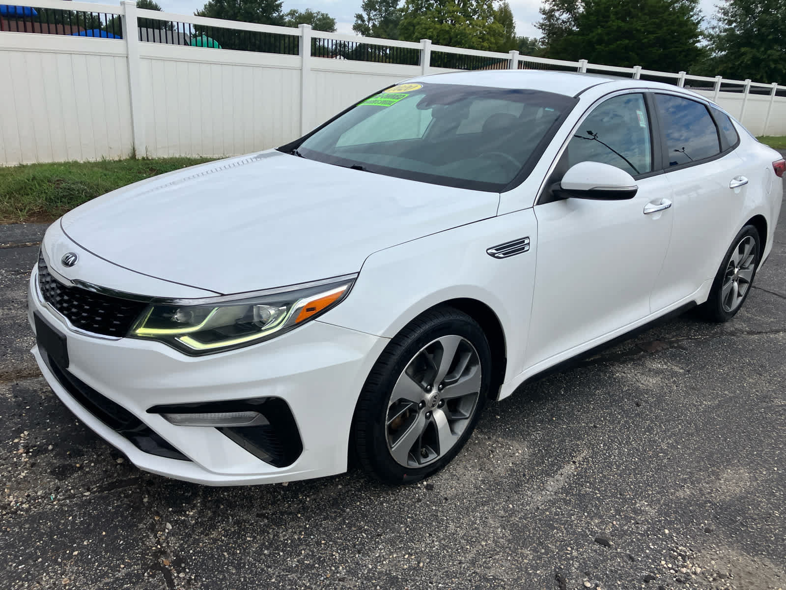 Used 2020 Kia Optima S FWD image 1
