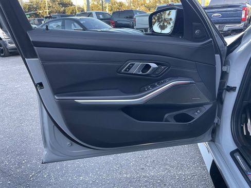 Used 2021 BMW M3 w/ Executive Package image 43