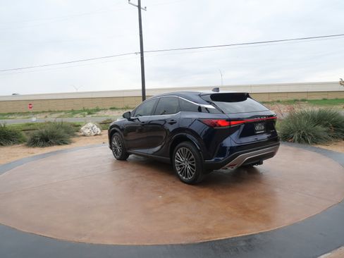 Certified 2025 Lexus RX 350 FWD image 4