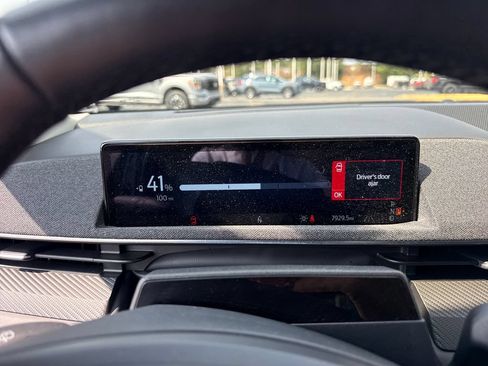 Used 2025 Ford Mustang Mach-E Premium AWD/4WD image 31