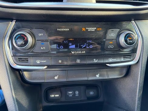 Used 2019 Hyundai Santa Fe SEL AWD/4WD image 24