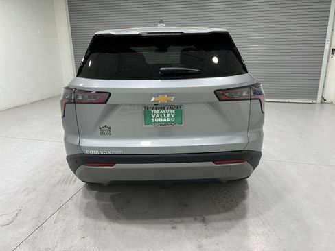 Used 2025 Chevrolet Equinox LT AWD/4WD image 7