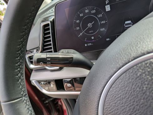 Certified 2025 Kia Sportage SX FWD image 37