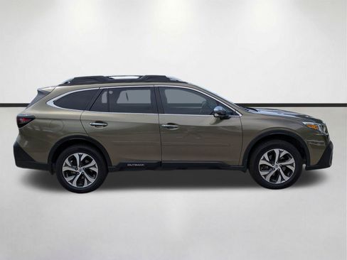 Used 2020 Subaru Outback Touring XT AWD/4WD image 3