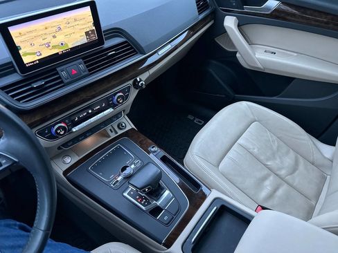 Used 2018 Audi Q5 2.0T Premium Plus w/ Premium Plus Package image 21