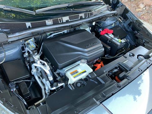 Used 2025 Nissan Leaf SV Plus image 18