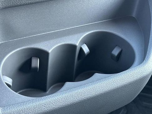 New 2025 Ford Transit 250 148 Medium Roof image 21