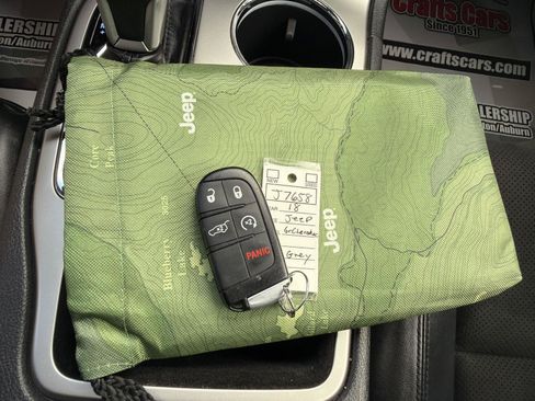 Used 2019 Jeep Grand Cherokee Altitude AWD/4WD image 20
