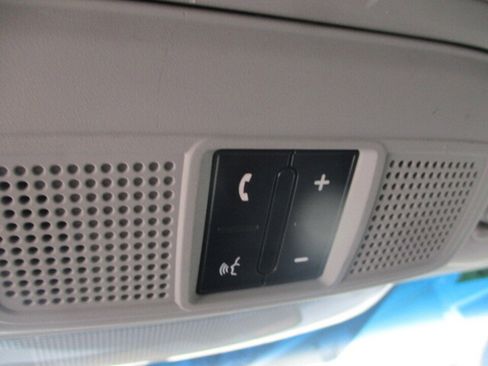 Used 2013 Subaru Tribeca Limited image 34