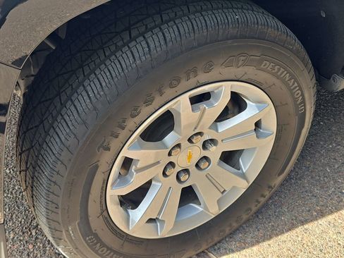 Used 2022 Chevrolet Colorado LT w/ Fleet Safety Package image 20