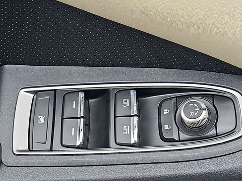 Used 2019 Subaru Ascent Limited AWD/4WD image 37
