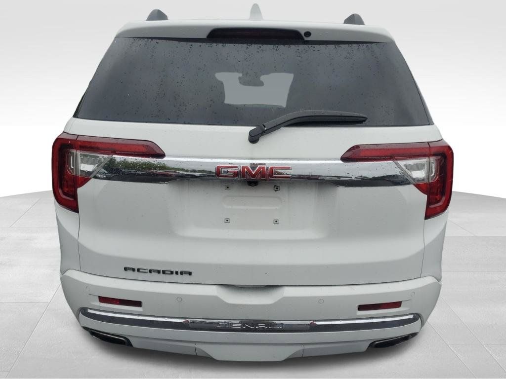 Used 2023 GMC Acadia Denali FWD image 5