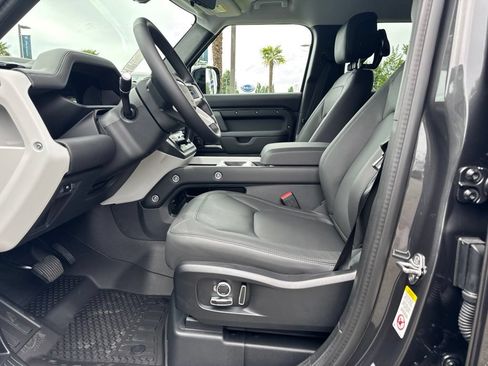 New 2026 Land Rover Defender 130 S AWD/4WD image 4