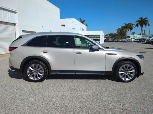 Used 2024 MAZDA CX-90 3.3 Turbo w/ Premium Package image 4