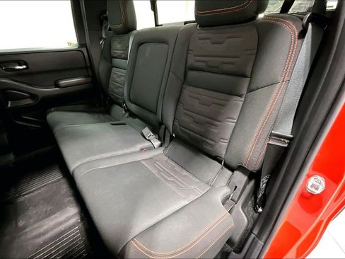 Used 2025 Nissan Frontier PRO-4X w/ Pro Convenience Package image 34