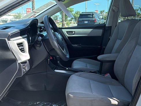 Used 2016 Toyota Corolla LE FWD image 26