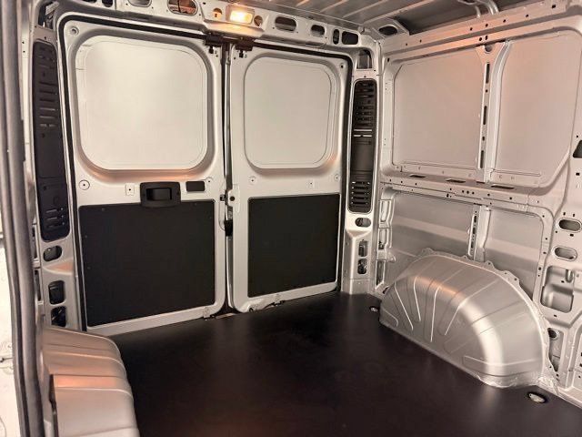 New 2026 RAM ProMaster 1500 w/ Safety Group FWD image 9
