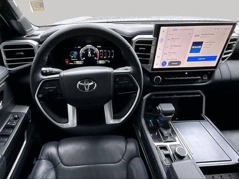 Used 2025 Toyota Tundra Platinum AWD/4WD image 6