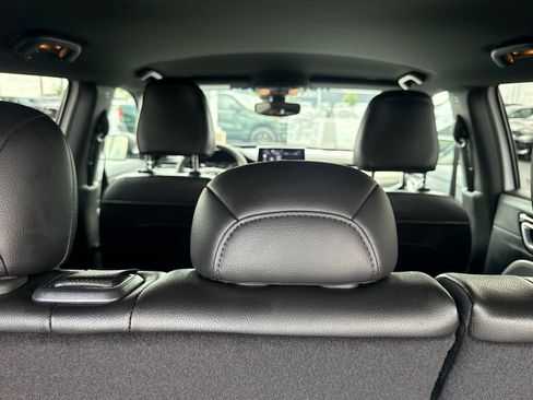 Certified 2025 Jeep Compass Limited AWD/4WD image 11