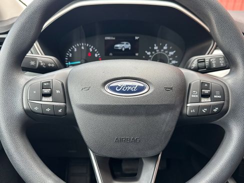 Used 2022 Ford Escape SE image 20