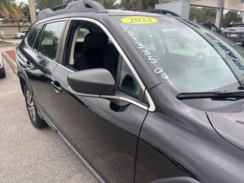 Used 2023 Subaru Outback 2.5i image 15