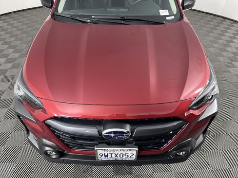 Used 2025 Subaru Outback Premium image 12