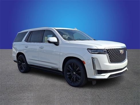 Certified 2022 Cadillac Escalade Premium Luxury w/ Performance Package image 3