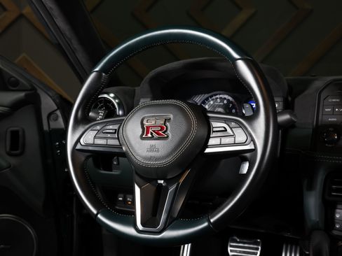 Used 2021 Nissan GT-R Premium AWD/4WD image 23