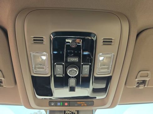 New 2026 GMC Yukon XL Denali w/ LPO, Floor Liner Package image 33