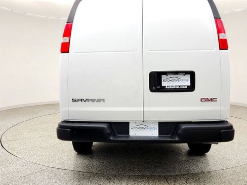 Used 2025 GMC Savana 3500 Extended RWD image 6