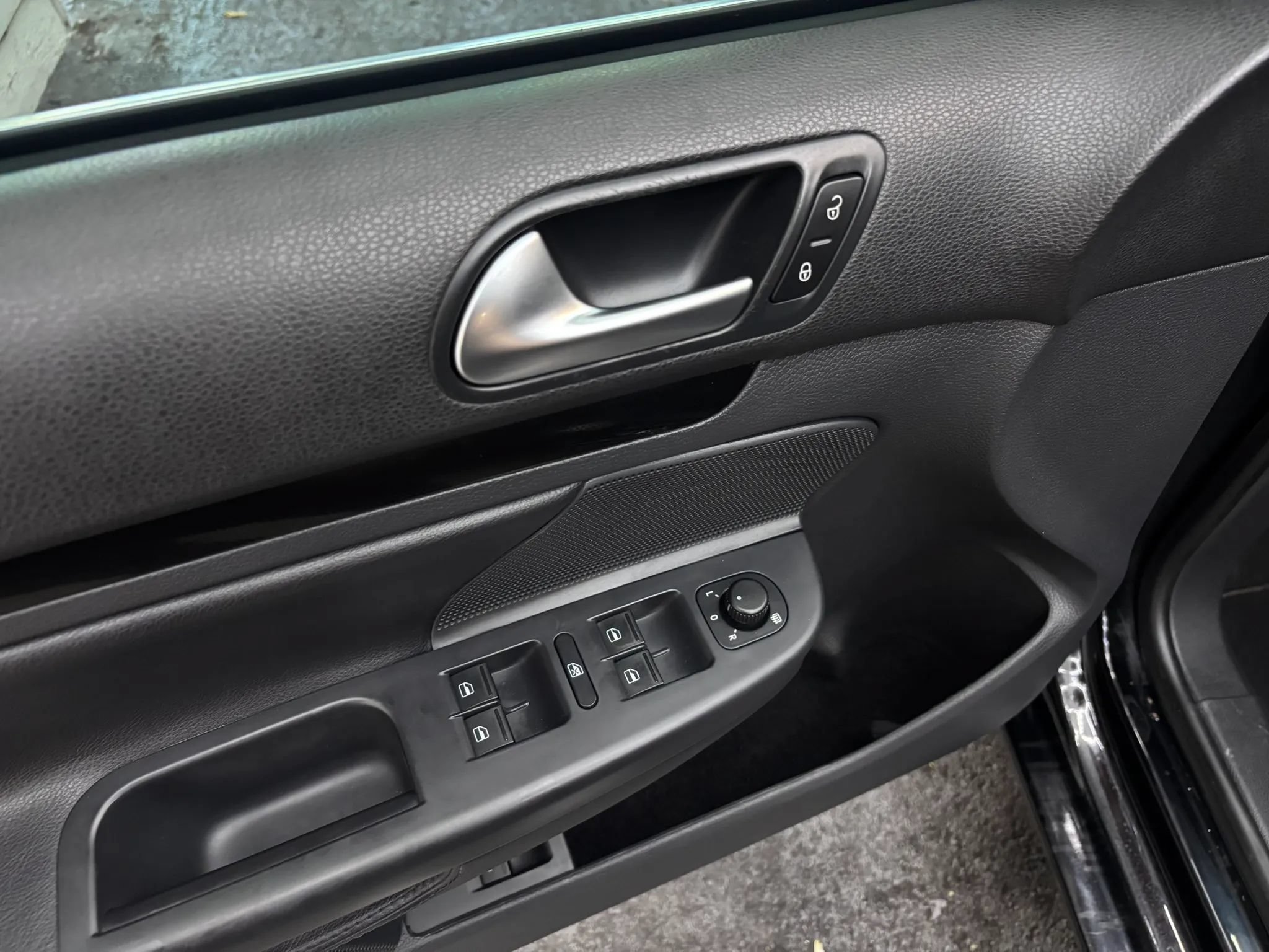 Used 2014 Volkswagen Jetta TDI FWD image 20