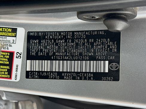 Used 2020 Toyota Camry SE FWD image 12