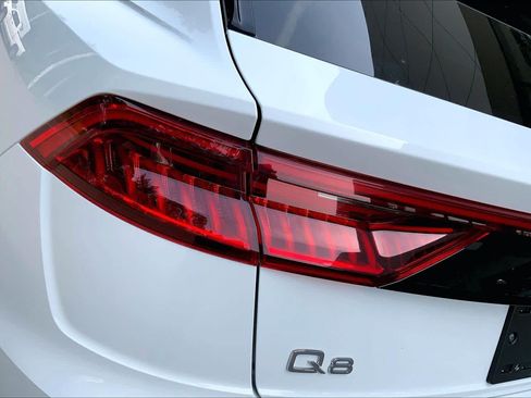 Used 2021 Audi Q8 Premium Plus w/ Premium Plus Package AWD/4WD image 27