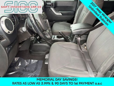 Used 2017 Jeep Wrangler Unlimited Rubicon w/ Connectivity Group AWD/4WD image 17