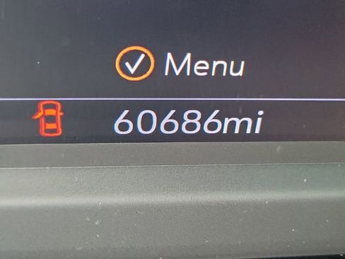 Used 2020 Chevrolet Silverado 2500 High Country image 25