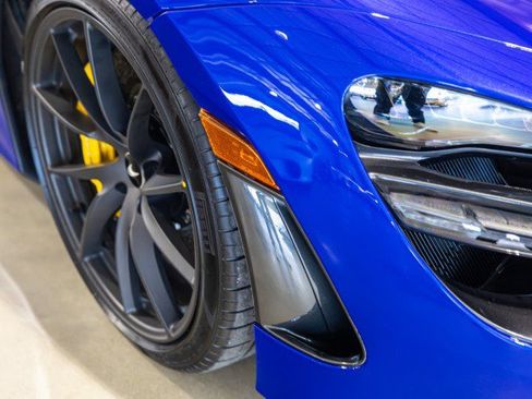 Used 2021 McLaren 720S Performance RWD image 23